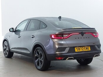 Used Renault Arkana 2023 for sale - 77767512: Photo