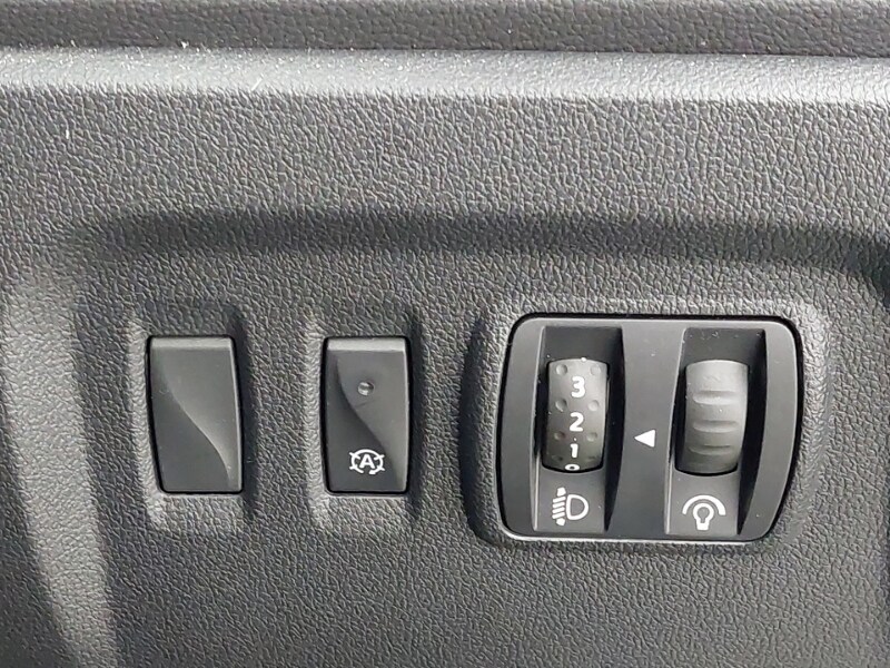 Used Renault Captur 2018 for sale - 77815416: Photo 17