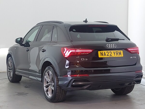Used Audi Q3 2022 for sale - 75000576: Photo 3
