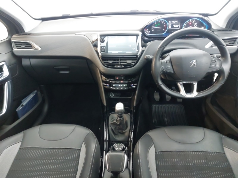 Used Peugeot 2008 2019 for sale - 76963849: Photo 2