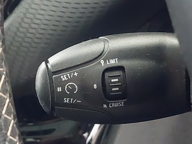 Used Peugeot 2008 2018 for sale - 77731590: Photo 17