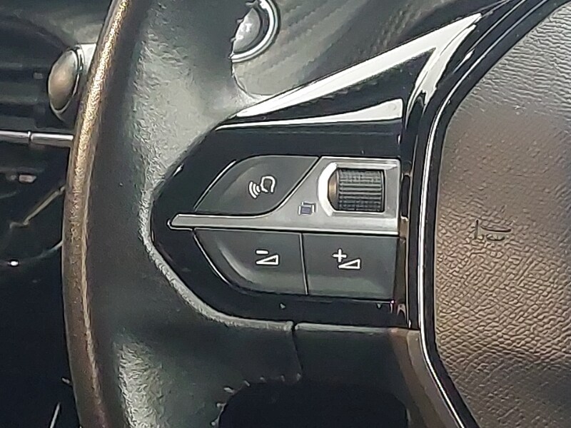 Used Peugeot 2008 2020 for sale - 77721935: Photo 10