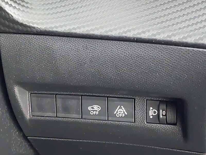 Used Peugeot 2008 2020 for sale - 77721935: Photo 17