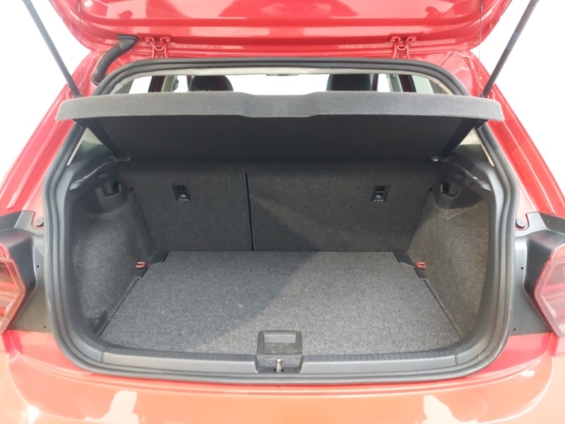 Used Volkswagen Polo 2018 for sale - 77343210: Photo 8