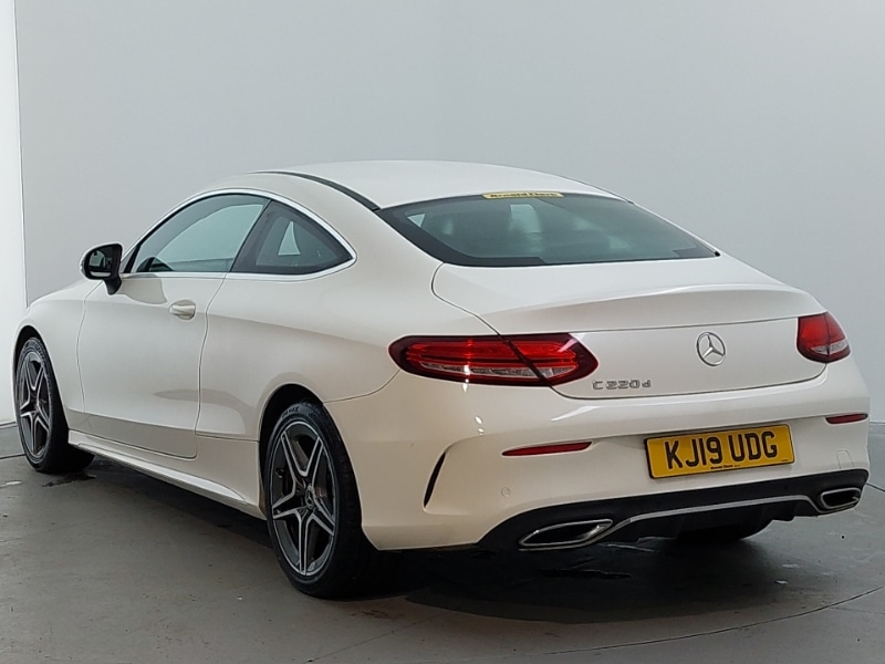 Used Mercedes-Benz C Class 2019 for sale - 76885490: Photo 3