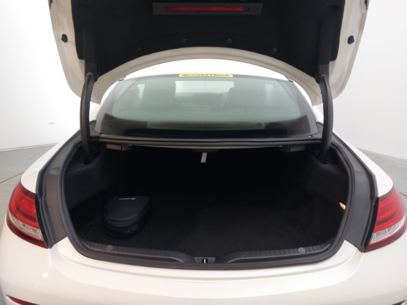 Used Mercedes-Benz C Class 2019 for sale - 76885490: Photo 8