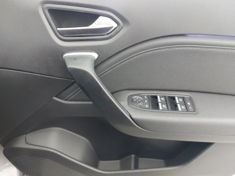 Used Renault Captur 2024 for sale - 78113348: Photo 16