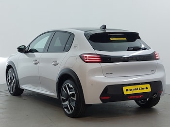 Used Peugeot 208 2025 for sale - 76975091: Photo