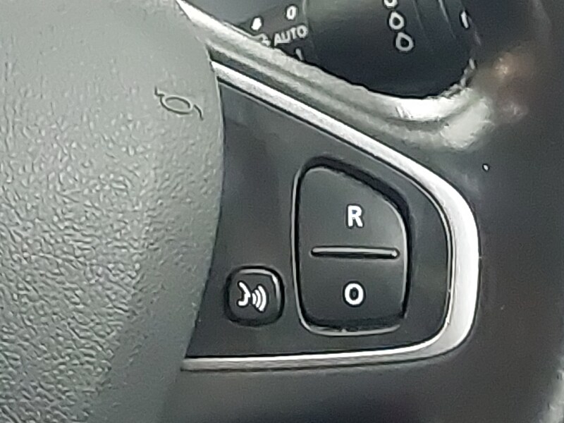 Used Renault Clio 2017 for sale - 77938919: Photo 11