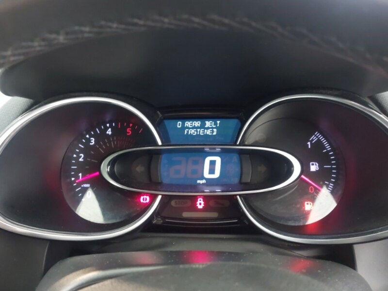 Used Renault Clio 2017 for sale - 77938919: Photo 18