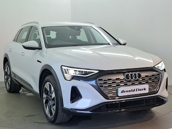 Used Audi Q8 2023 for sale - 79310779: Photo