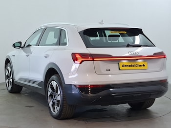 Used Audi Q8 2023 for sale - 79310779: Photo