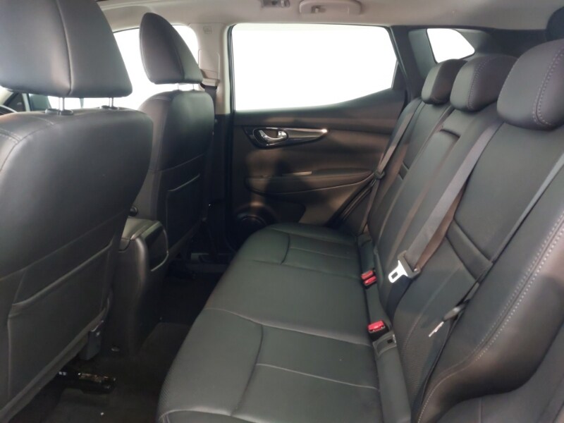 Used Nissan Qashqai 2017 for sale - 76589348: Photo 6