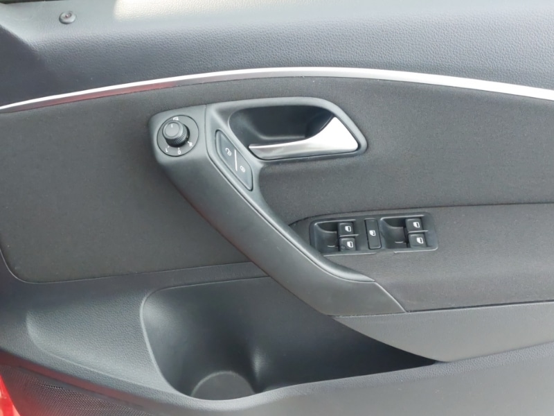 Used Volkswagen Polo 2016 for sale - 76983072: Photo 16