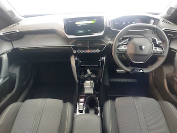 Used Peugeot 2008 2025 for sale - 76087353: Photo 2