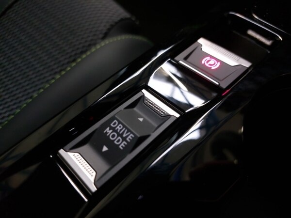 Used Peugeot 2008 2025 for sale - 75399905: Photo 16