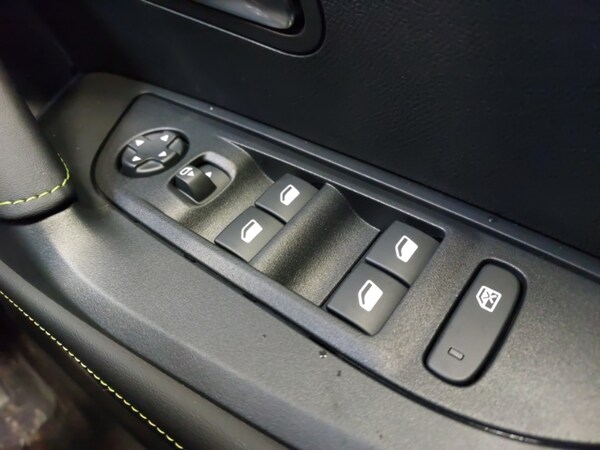Used Peugeot 2008 2025 for sale - 75399905: Photo 17