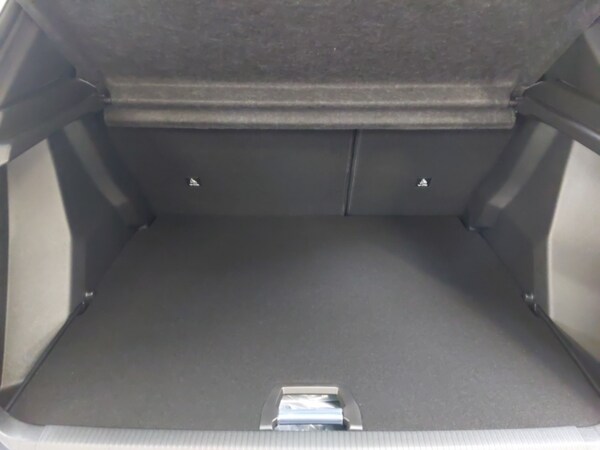Used Peugeot 2008 2025 for sale - 75399905: Photo 8