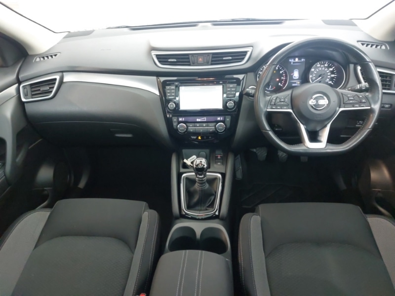 Used Nissan Qashqai 2018 for sale - 76975097: Photo 2