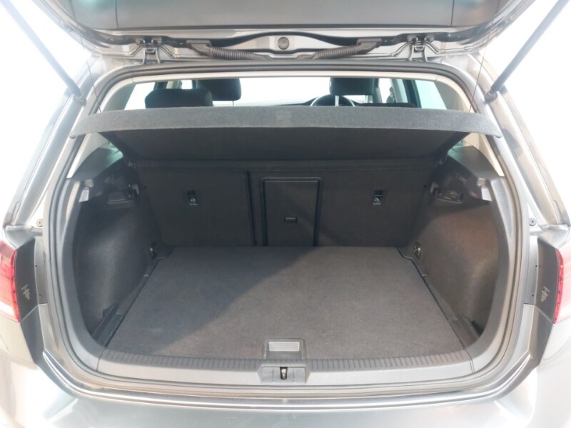 Used Volkswagen Golf 2021 for sale - 77678145: Photo 8