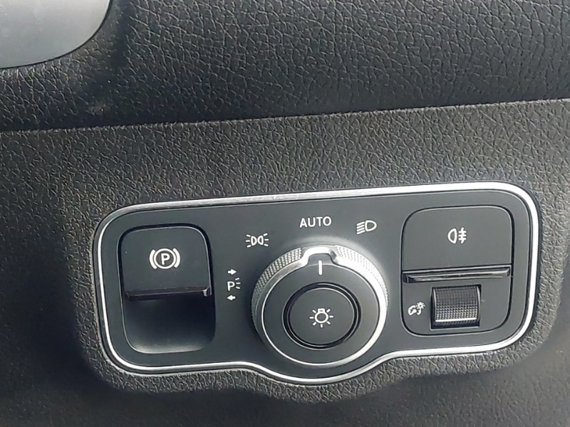 Used Mercedes-Benz EQB 2022 for sale - 77405173: Photo 17