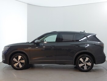 Used Volkswagen Tiguan 2024 for sale - 76465487: Photo