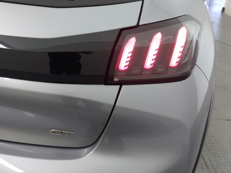 Used Peugeot 208 2022 for sale - 76644022: Photo 14