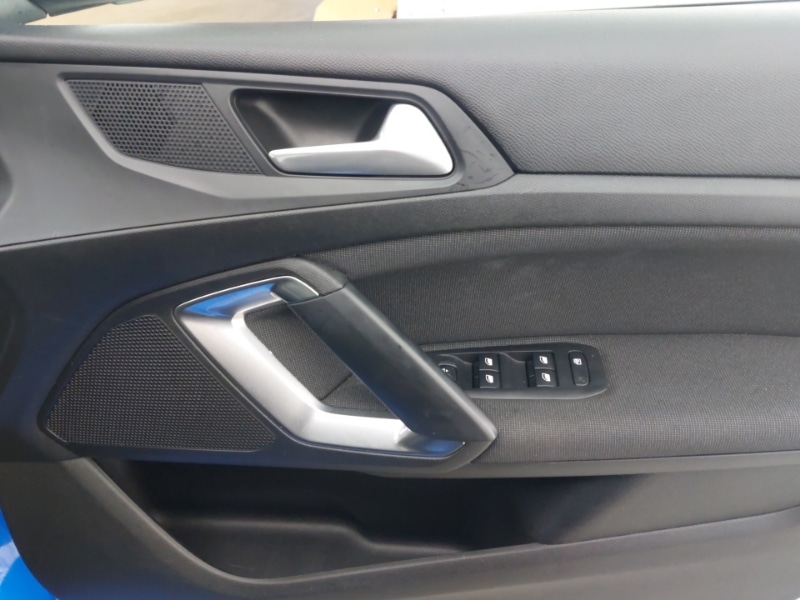 Used Peugeot 308 2021 for sale - 76465359: Photo 15