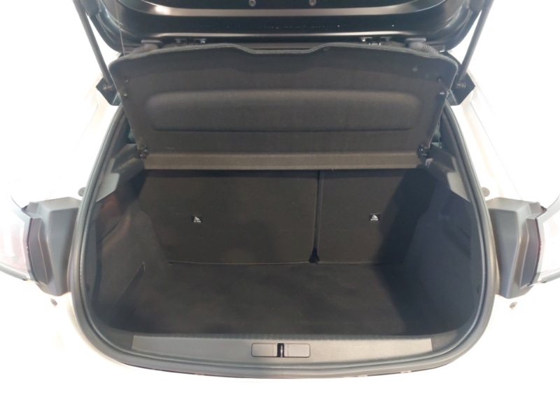 Used Peugeot 208 2022 for sale - 76397336: Photo 8