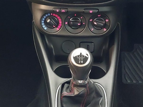 Used Vauxhall Corsa 2017 for sale - 76233573: Photo 11
