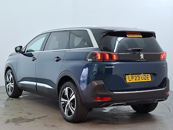 Used Peugeot 5008 2023 for sale - 79343646: Photo