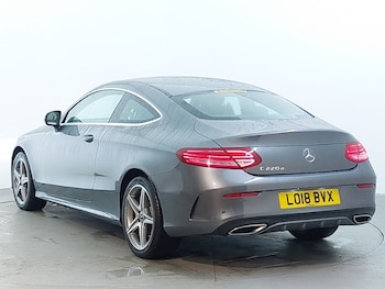 Used Mercedes-Benz C Class 2018 for sale - 79302988: Photo