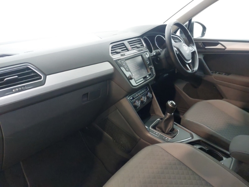 Used Volkswagen Tiguan 2016 for sale - 77183404: Photo 5