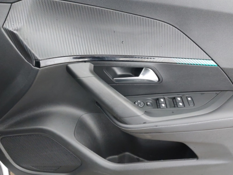 Used Peugeot 2008 2022 for sale - 78178801: Photo 16