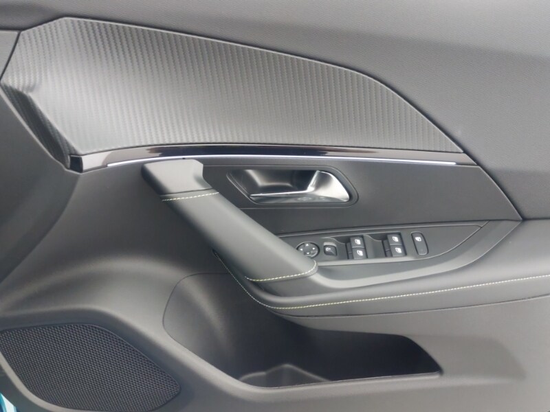 Used Peugeot 2008 2025 for sale - 76369657: Photo 16