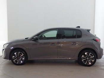 Used Peugeot 208 2025 for sale - 76404060: Photo