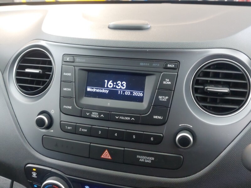 Used Hyundai i10 2018 for sale - 77846937: Photo 19