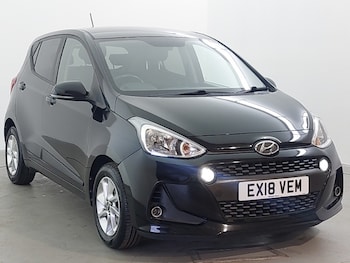 Used Hyundai i10 2018 for sale - 77846937: Photo