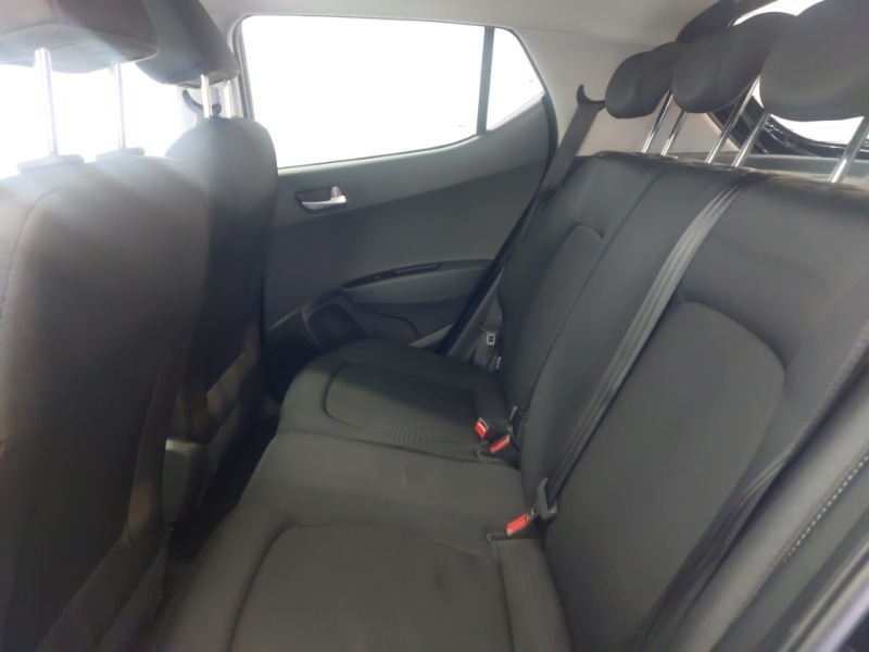 Used Hyundai i10 2018 for sale - 77846937: Photo 6