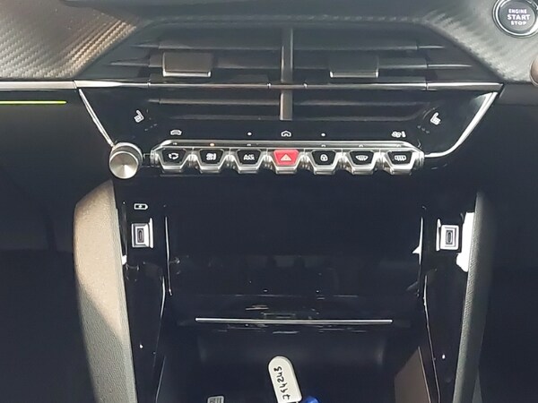 Used Peugeot 2008 2025 for sale - 76325402: Photo 11