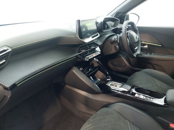 Used Peugeot 2008 2025 for sale - 76325402: Photo 5
