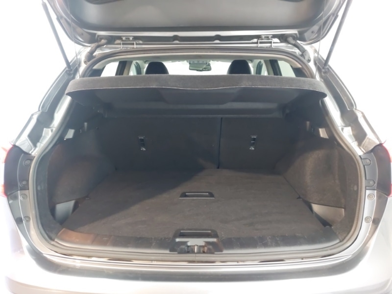 Used Nissan Qashqai 2017 for sale - 77043795: Photo 8