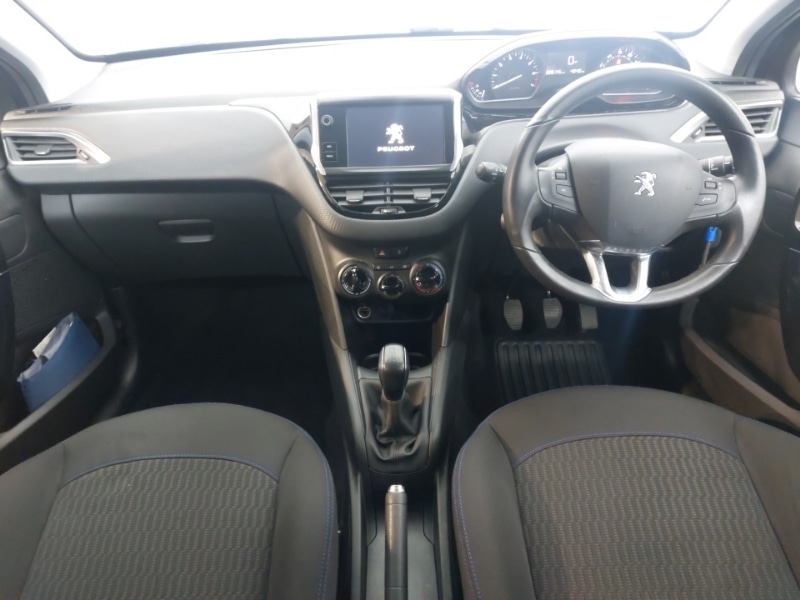 Used Peugeot 208 2019 for sale - 78099206: Photo 2