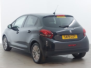 Used Peugeot 208 2019 for sale - 78099206: Photo