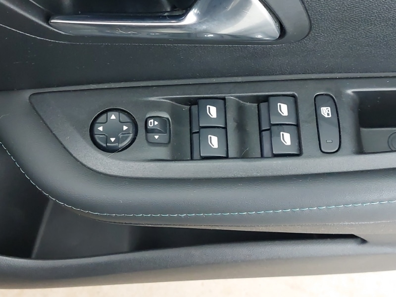 Used Peugeot 208 2020 for sale - 77183410: Photo 12