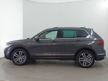 Used Volkswagen Tiguan 2021 for sale - 78440249: Photo