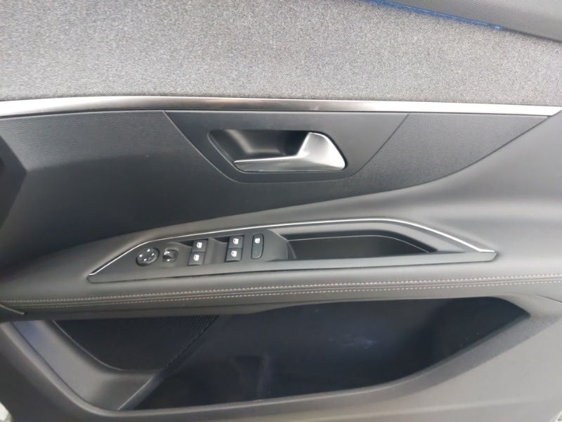 Used Peugeot 3008 2020 for sale - 77405172: Photo 16