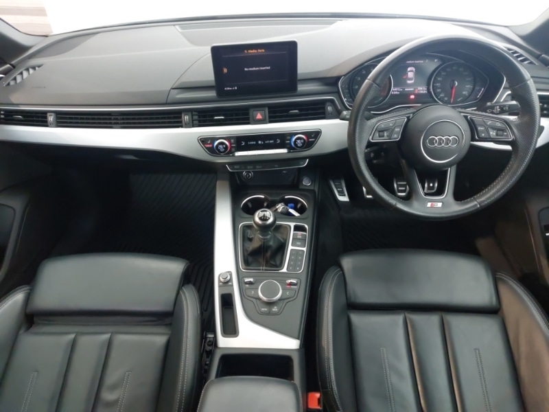 Used Audi A4 2019 for sale - 76947301: Photo 2