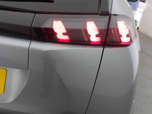 Used Peugeot 2008 2023 for sale - 76343588: Photo 14