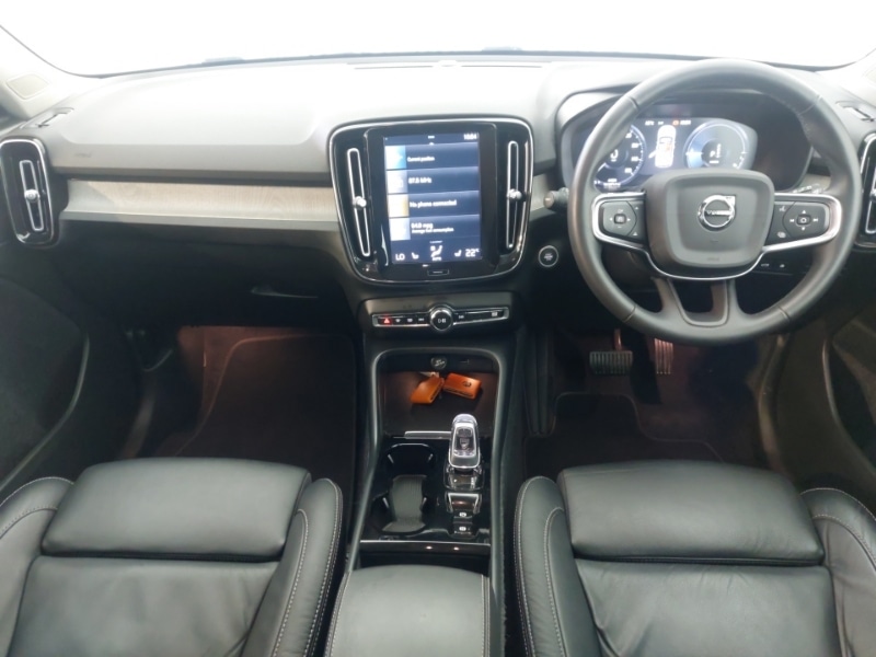 Used Volvo XC40 2022 for sale - 76596675: Photo 2